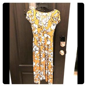 Motherhood maternity gold floral dress
